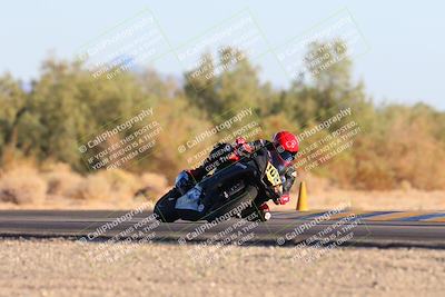 media/Dec-07-2024-CVMA (Sat) [[21c5f1ef85]]/Race 11-Amateur Supersport Open/